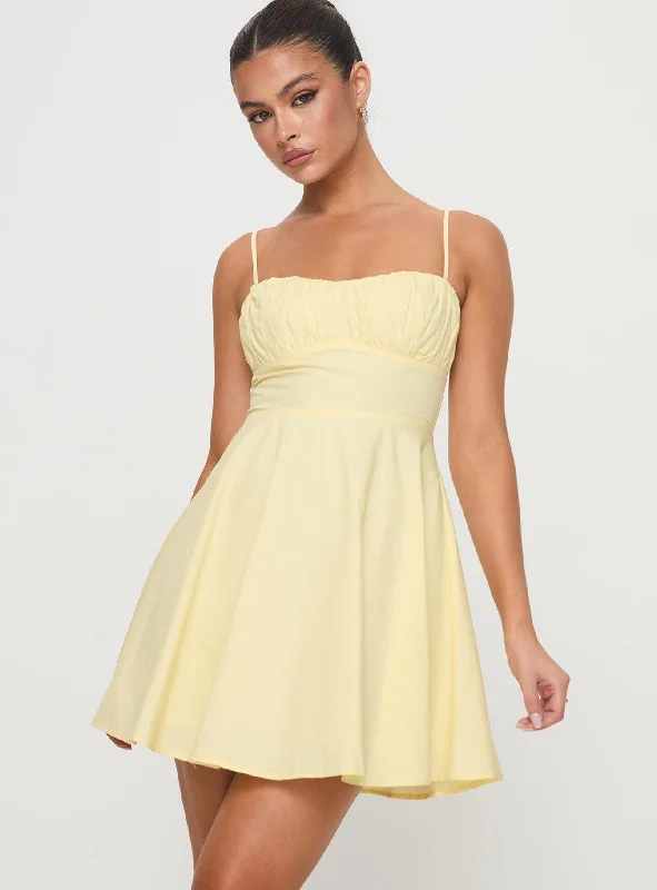 Xantha Mini Dress Yellow Flattering mini dresses for all body types