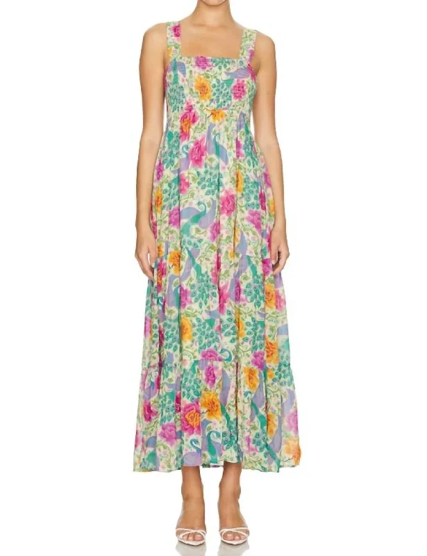 Boheme Strappy Maxi Dress In Spring Pleated A-line Skirt